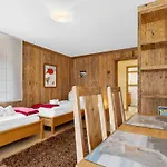 Appartamento Ruetschi-6 By Interhome