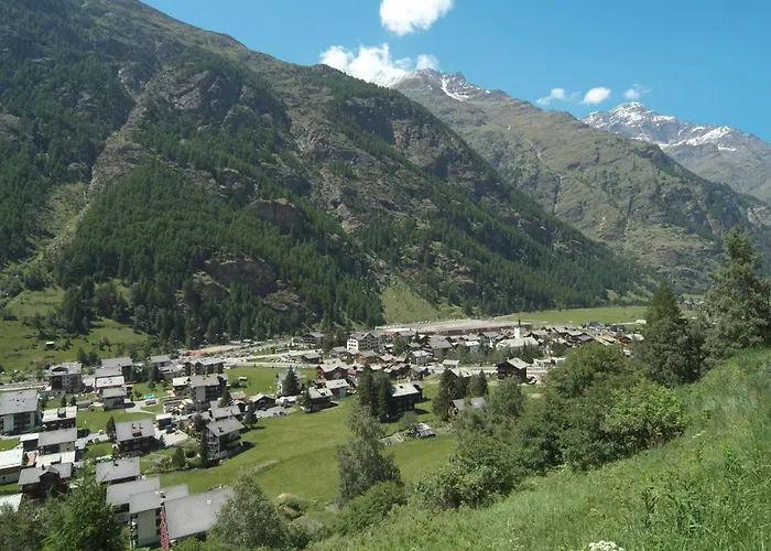 アパート Ruetschi-6 By Interhome